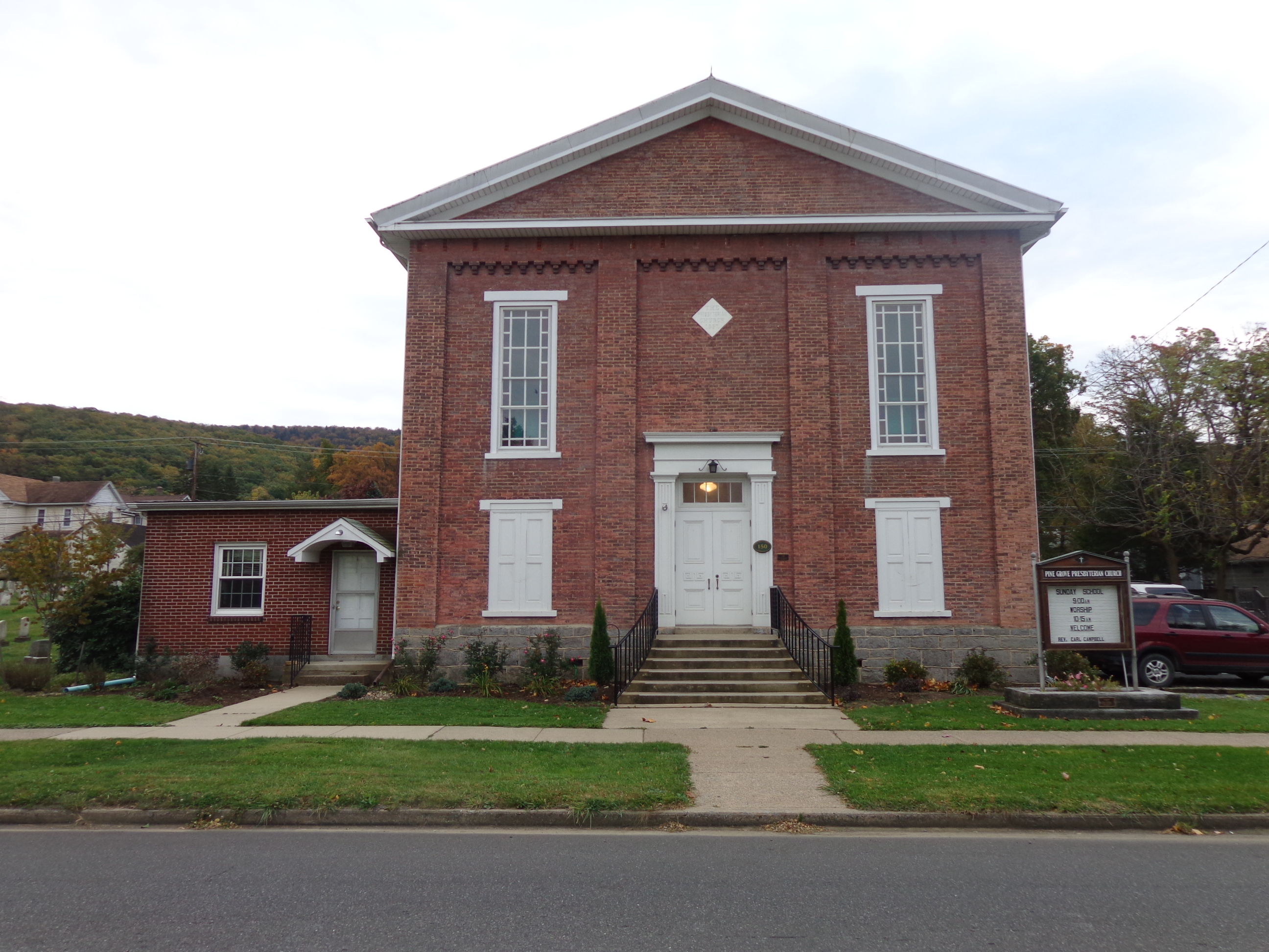 Exterior of Pine Grove Presbyterian Church